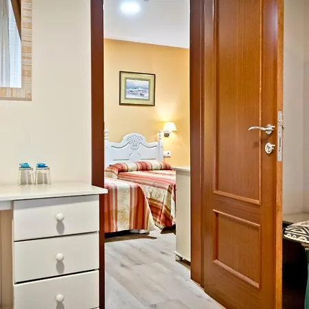 Carmen Πανσιόν 2*